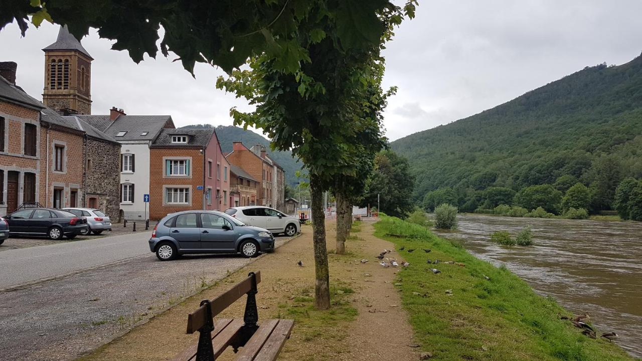 Les Quais De Meuse Revin (Ardennes) Exterior foto