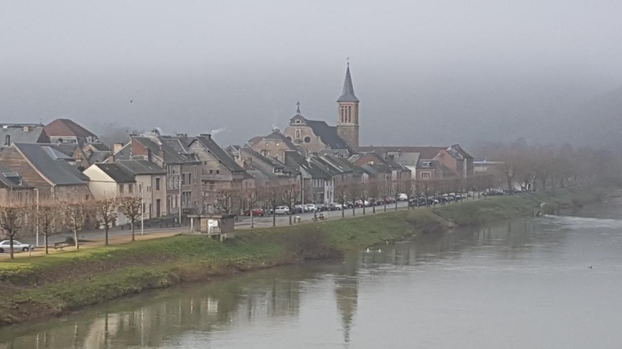Les Quais De Meuse Revin (Ardennes) Exterior foto